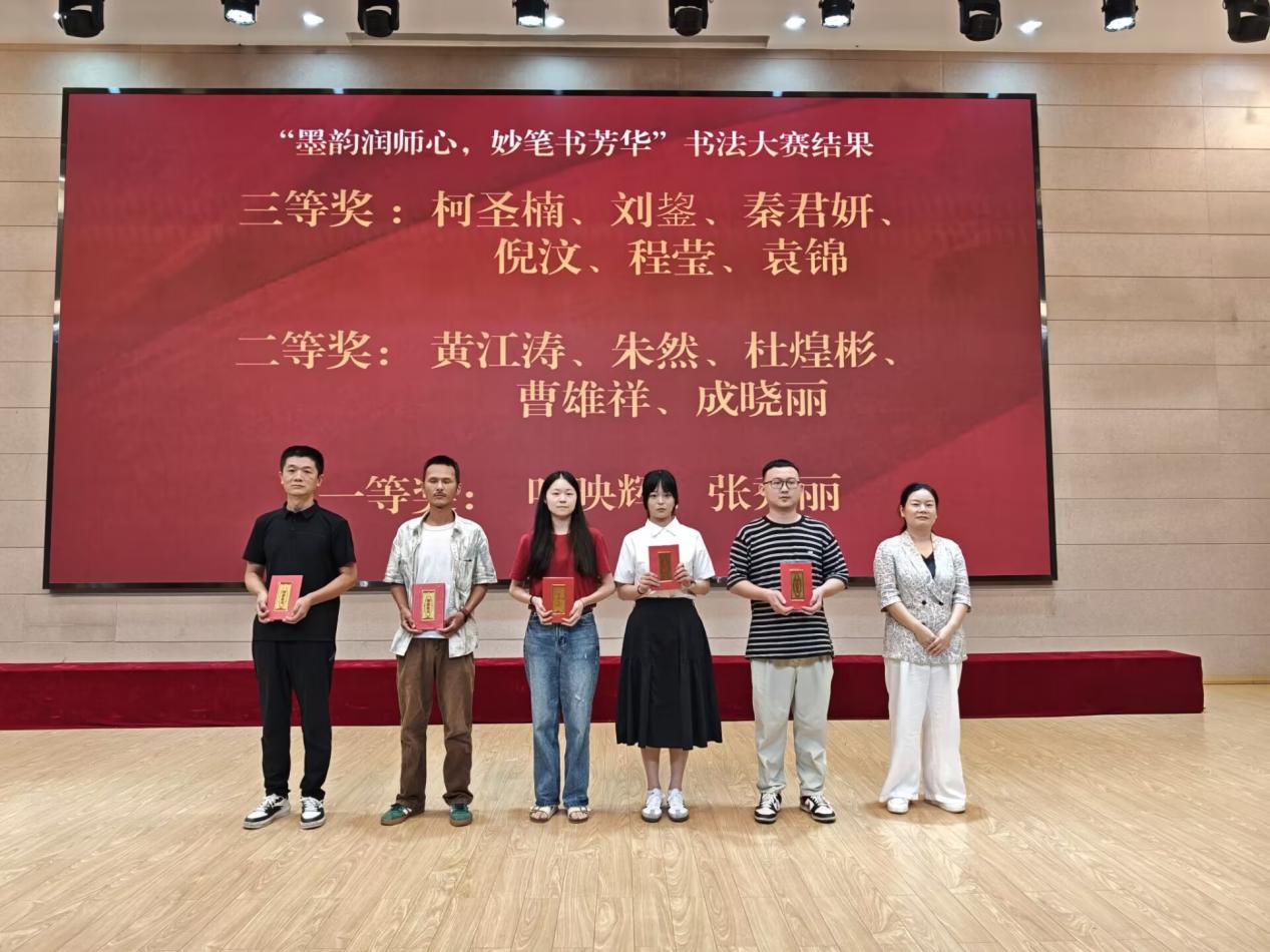 9775CD4C35D1B85DB4191CF12582EE5C